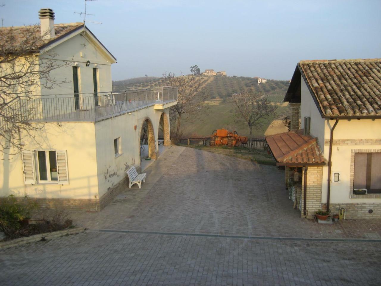 Agriturismo Torre Mannella - La Loggia Citta Sant'Angelo Ngoại thất bức ảnh